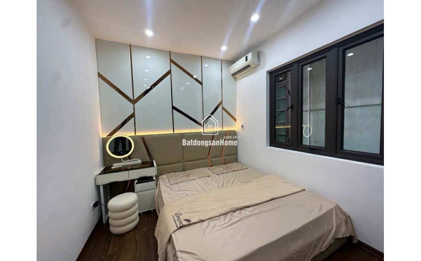 Mai Động, Hoàng Mai, Nhà 5 Tầng 3 Ngủ Nội Thất Xịn Mịn, Chào 5,1 Tỷ